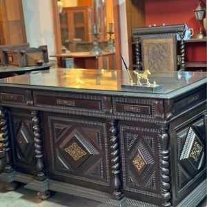 S553 Biurko z krzesłami