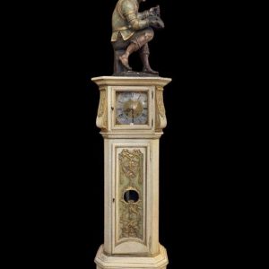 S399 Zegar stojący z rzeźbą wojownika, XVIII w.