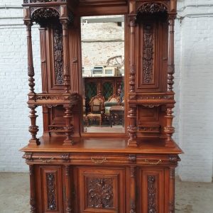 S745 Renesansowy kredens, XIX w.