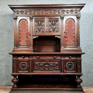 S779 Renesansowy kredens, XIX w.