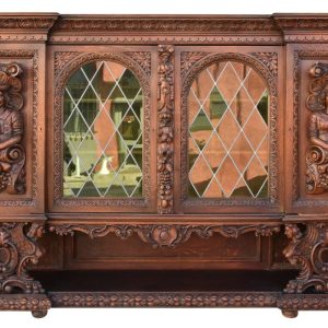 S322 Duża renesansowa szafka, XX w.