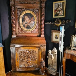 S2235 Duży klęcznik, XVII w.