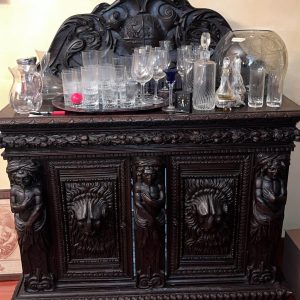 Okazjonalnie pomocnik antyk