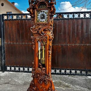 Ks53 Zegar stojący, rzeźbiony