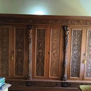 Ks114 Szafa bogato rzeźbiona