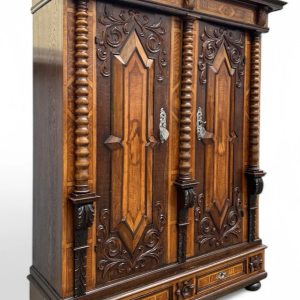 S1019 Renesansowa szafa, XVIII w.