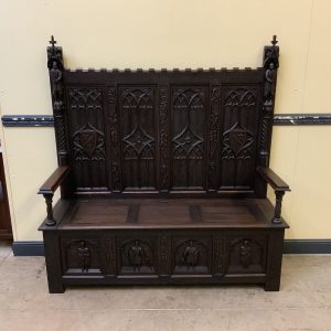 KO30 Neogotycka ławka/skrzynia, XIX w.