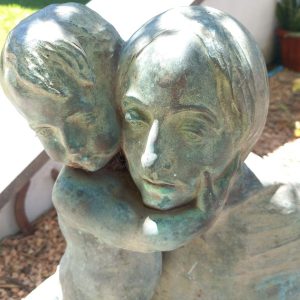 Oto Matka, rzeźba z brązu włoskiego artysty XIXw.