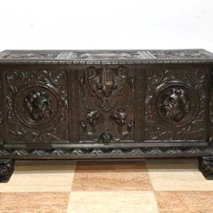 S439 Renesansowa skrzynia