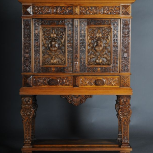 S327 Neorenesansowa szafka, XIX w.