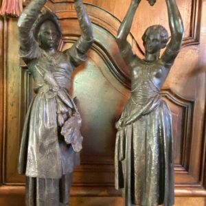 S1871 Para niosących pochodnie, Rzeźby/Lampy, XIX w.