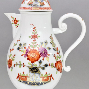 S2221 Porcelanowy dzbanek do kawy, XVIII w.