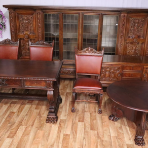 S913 Zestaw do gabinetu na lwich łapach, XX w.