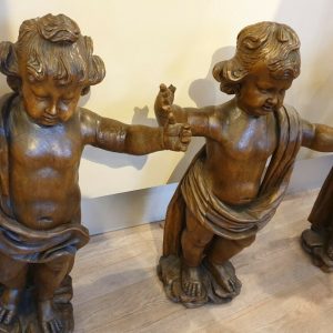 S3206 Zestaw puttów, Rzeźby