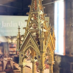 S3244 Duże neogotyckie cyborium, XIX w.