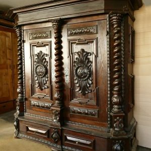 S3251 Duża barokowa szafa