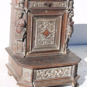 S3353 Klęcznik, XVI w.