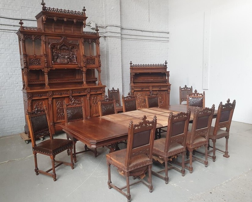 S247 Gotycki zestaw do jadalni, XIX w.