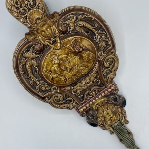 S3475 Wazon ścienny w kształcie miecha, XIX w.