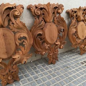 S3529 4 x Kartusz, Rzeźby