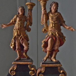 S2559 Para barokowych lichtarzy w kształcie aniołów, XVII w.