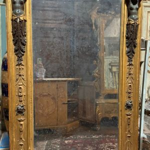 S3816 Duże neoklasycystyczne lustro z kariatydami, XVIII w.