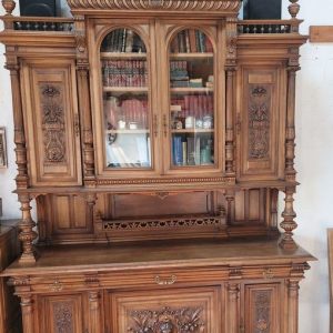 S719 Renesansowy kredens