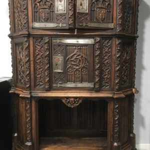 S4198 Neogotycka szafka