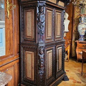 S1965 Kredens z kariatydami, XVII w.