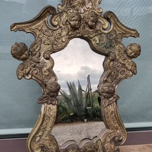 S675 Lustro z aniołami, XVIII w.