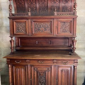 S407 Renesansowy kredens, XX w.