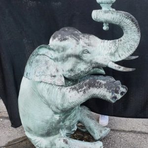 S2446 Lampa - słoń, XX w.