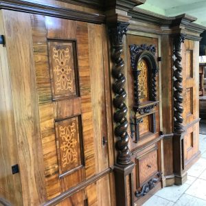 S4398 Duża barokowa biblioteka z konfesjonału, XVIII w.