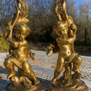 S16 Para podstaw lamp-aniołów, XX w.