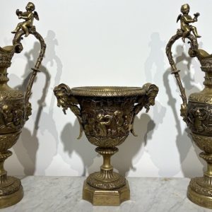 S4449 Komplet ozdobnych naczyń, XIX w.