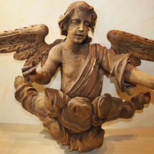 S46 Anioł w chmurach, Barokowa rzeźba