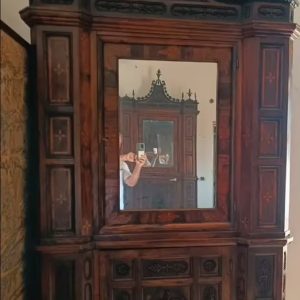 S1389 2 x Szafa z lustrem, XVIII w.