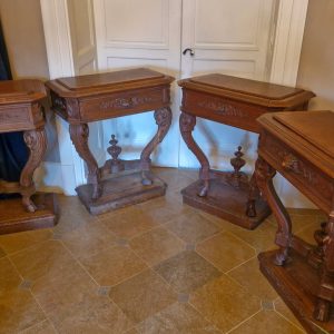 K15 Zestaw 4 donic konsolowych w stylu renesansowym