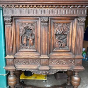 K174 Unikatowy zabytkowy kredens figuralny przełom XIX/XX