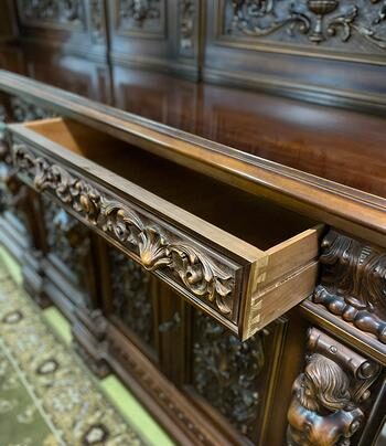 K68 Masywny, rzeźbiony kredens. - obrazek 6