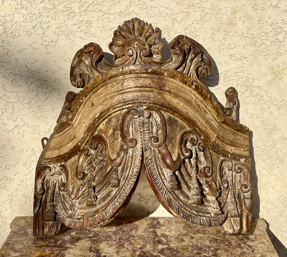 K101 Zasłona tronu z rzeźbionego drewna z XVII wieku - obrazek 2