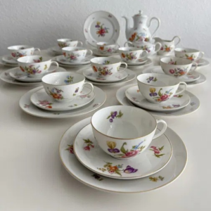 S1975 Serwis herbaciany dla 12 osób