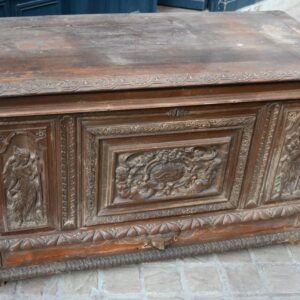 S3028 Renesansowa skrzynia, XVI w.
