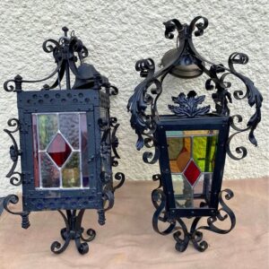 K791 Para latarni z witrażami