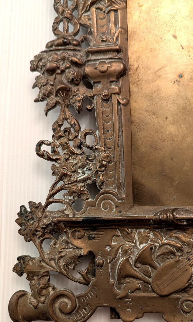 K147 Ramka z brązu - obrazek 3