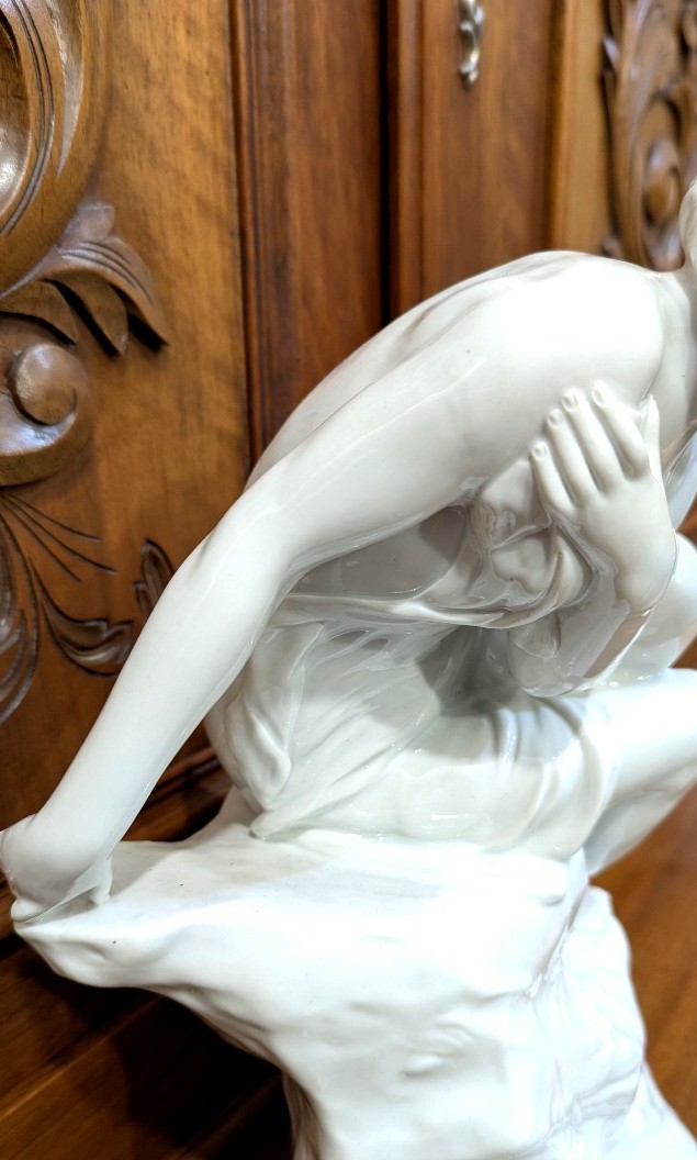 K150 Duża porcelanowa figura - obrazek 4