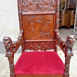 K734  fotel tronowy z epoki założycielskiej