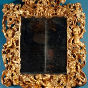 S179 Barokowe lustro z puttami, XVIII w.