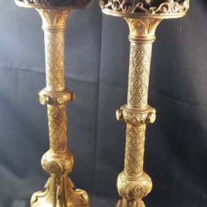 S2551 2 x Lichtarz z chimerami i gargulcami, XIX w.