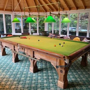 S3723 Gotycki stół bilardowy + lampy, XIX w.